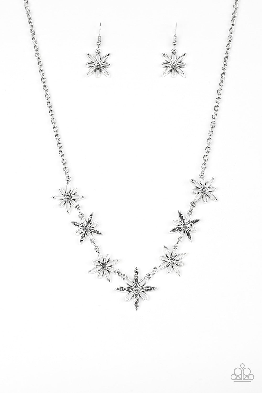 Decked Out In Daisies - Silver